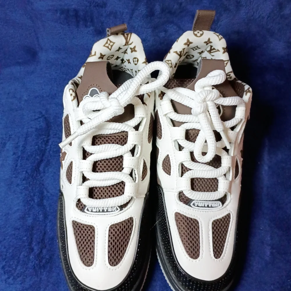 LV Skate Trainers - Picture 11 of 15